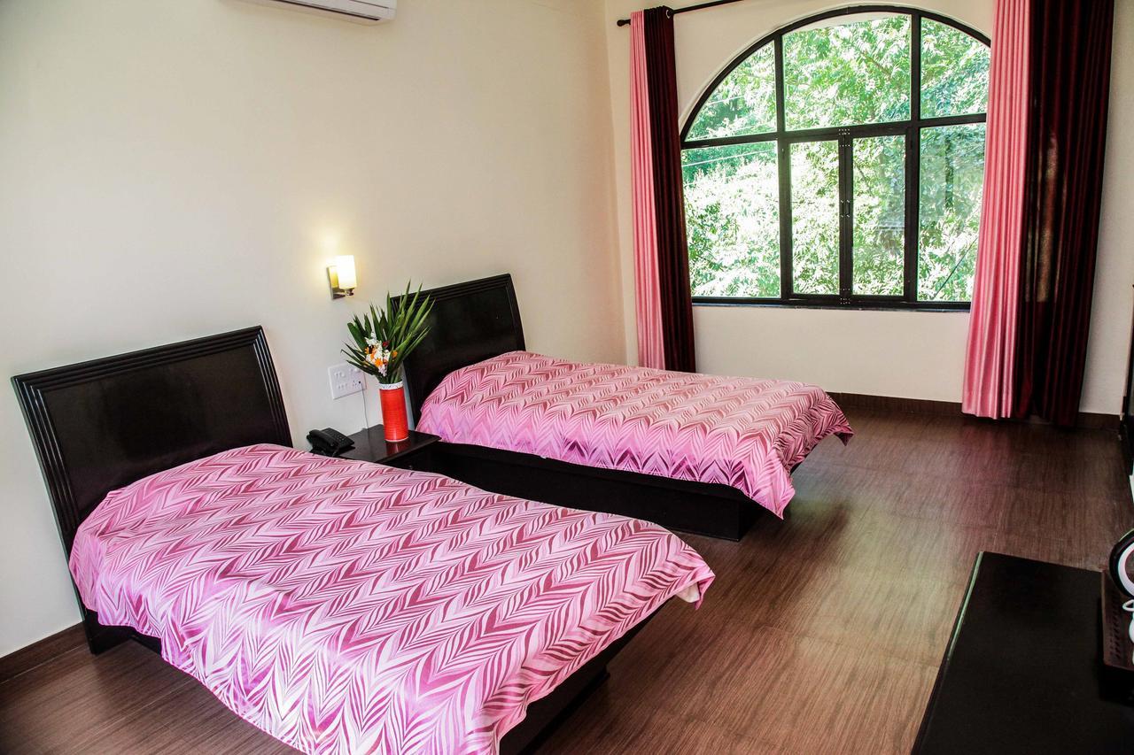 Sattva Retreat Hotel Rishīkesh Buitenkant foto